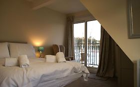 Riverside 3
